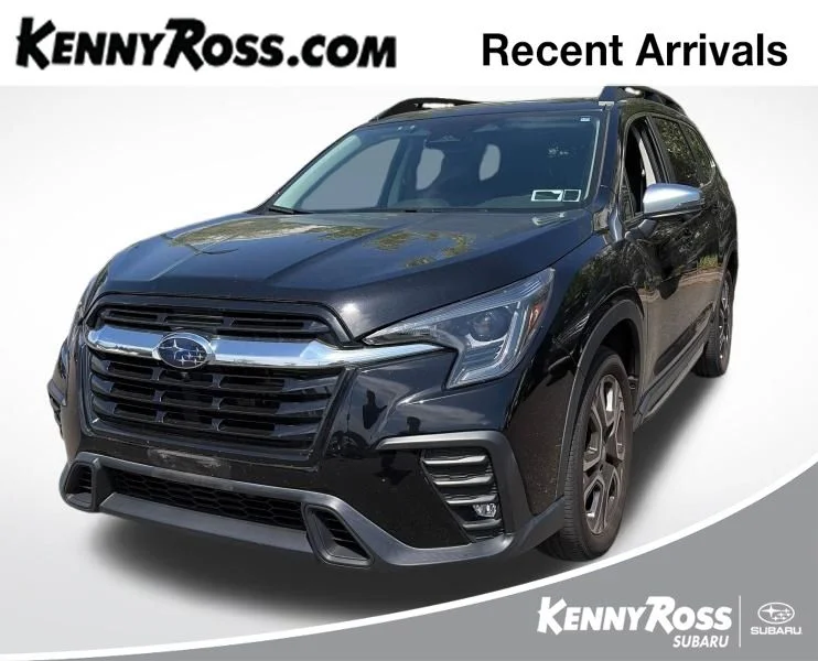 2023 Subaru Ascent Limited 7 Passenger's photo