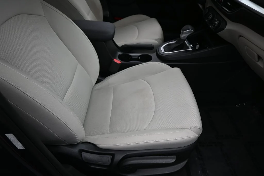 Used 2023 Gravity Gray Kia LXS image 34