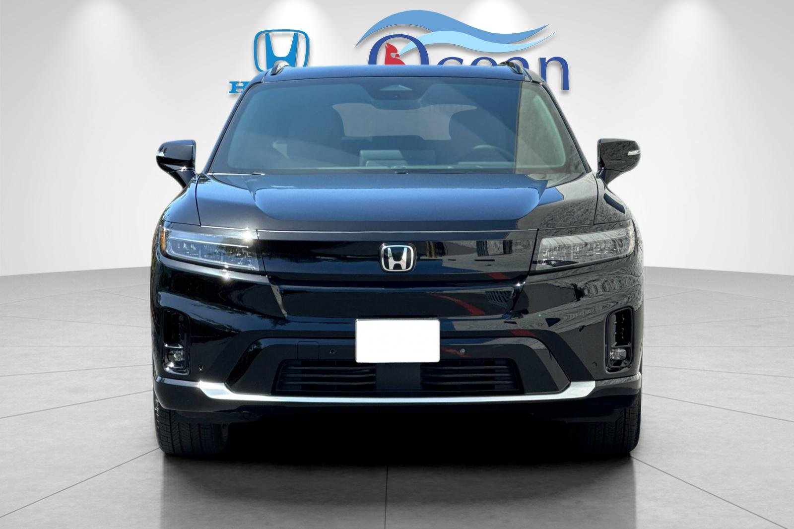 New 2025 Raven Black Honda Touring image 8