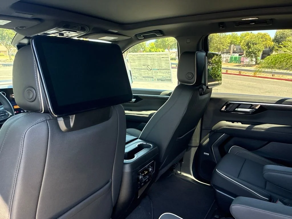 2026 Chevrolet Tahoe Premier - Photo 19