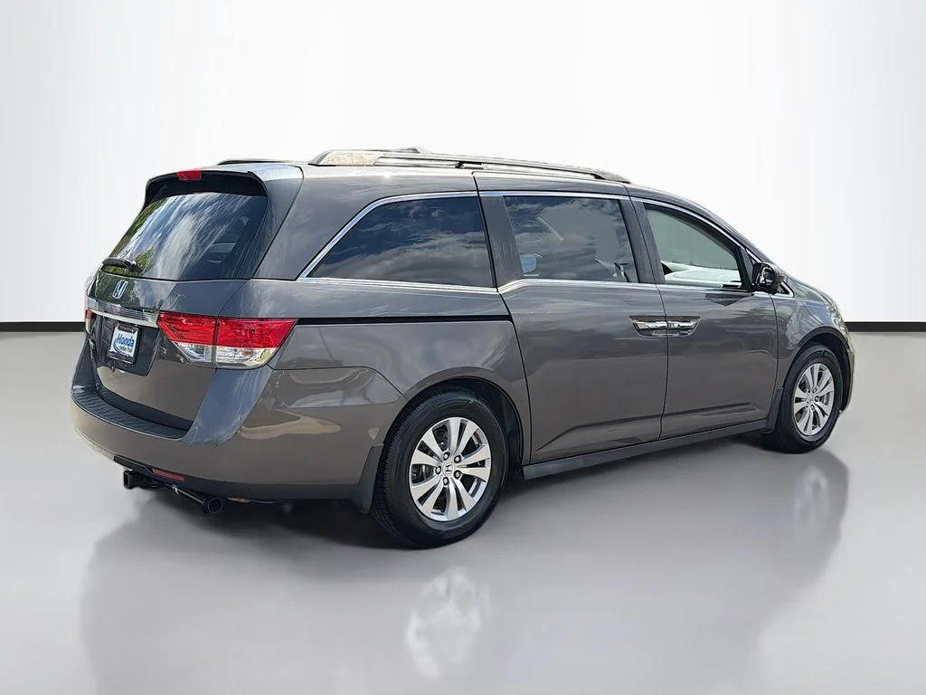 Used 2016 Modern Steel Metallic Honda EX image 5