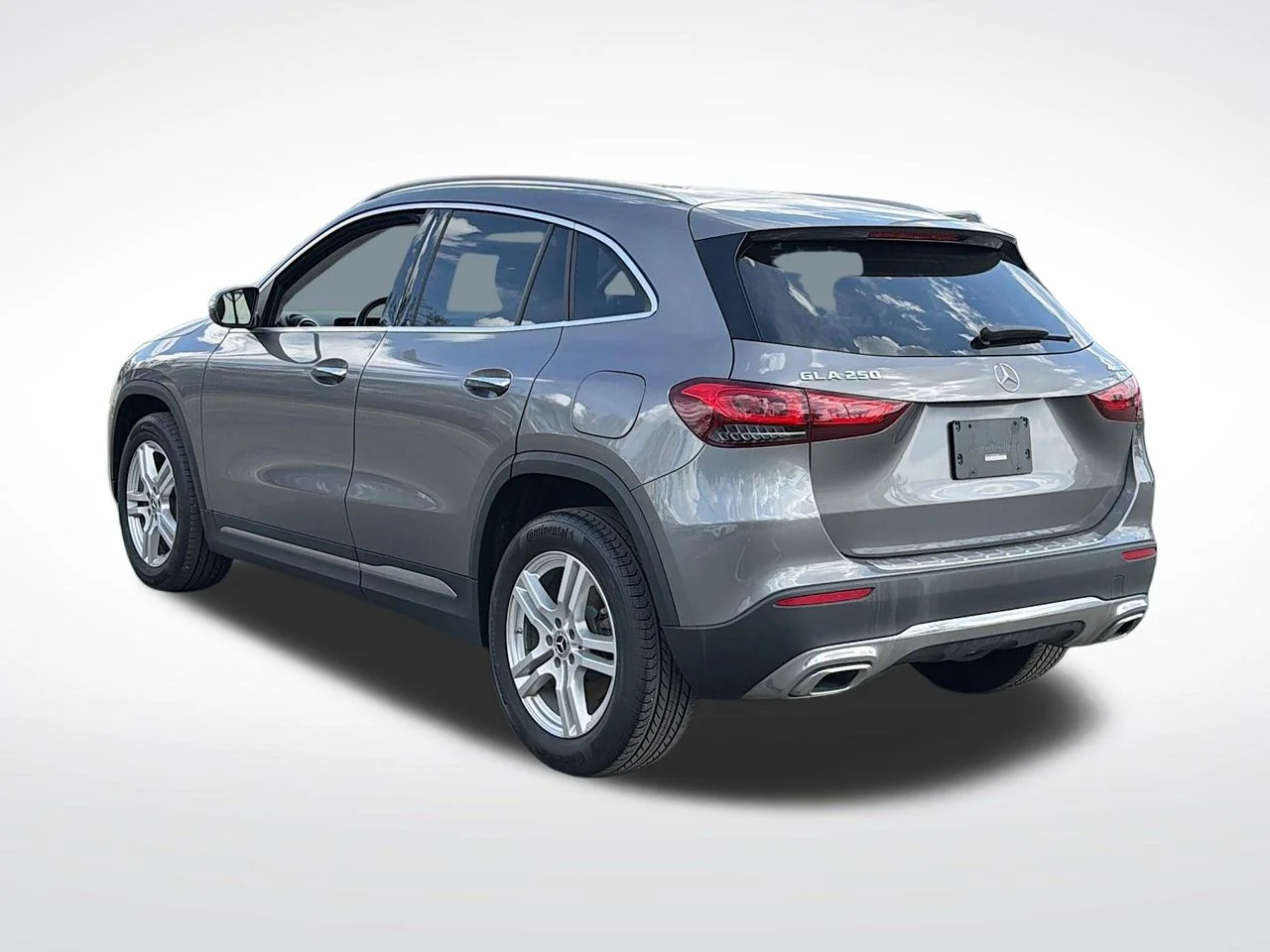 Used 2023  Mercedes-Benz GLA 250 image 9