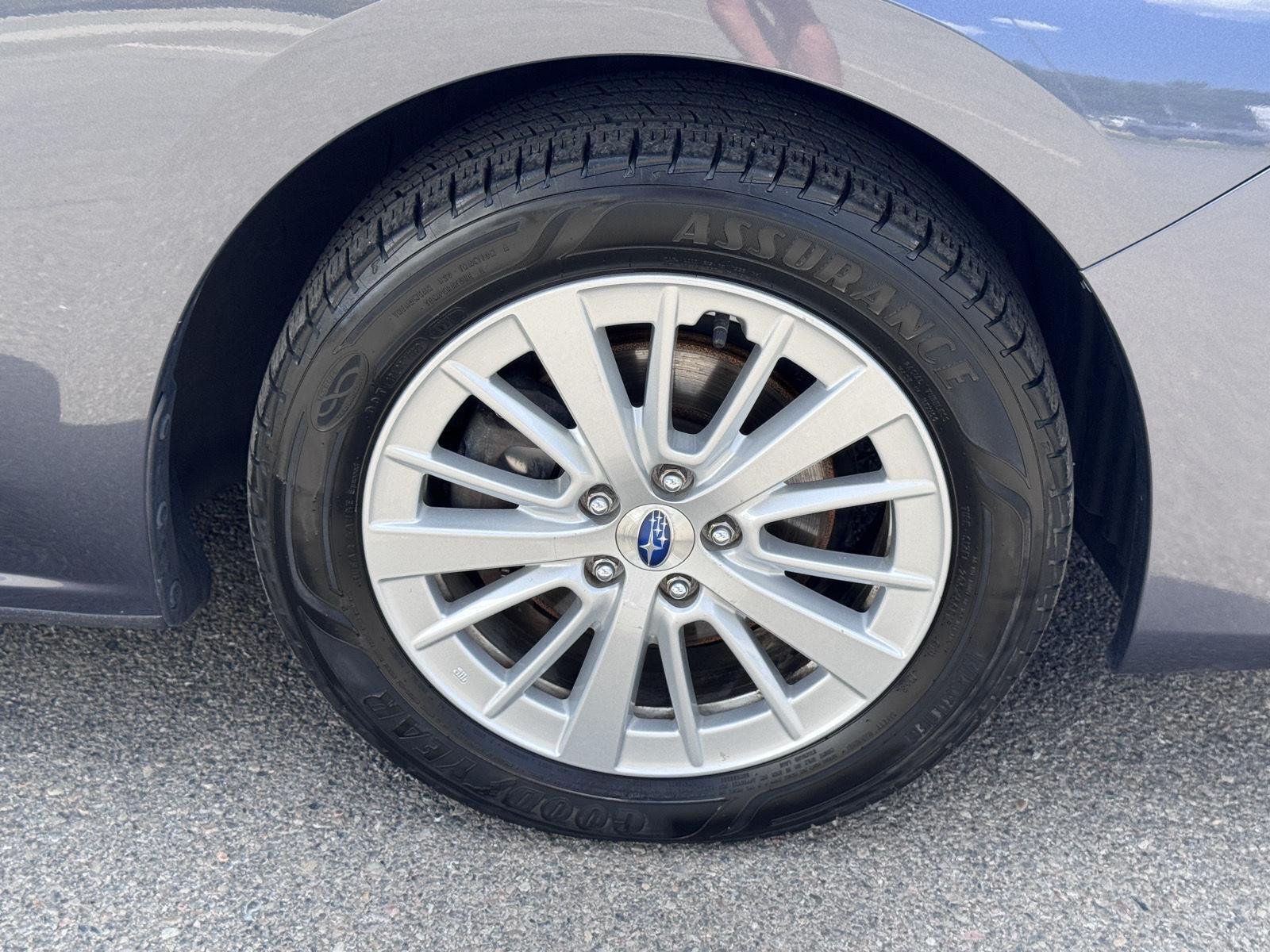 Used 2017 Ice Silver Metallic Subaru Premium image 14