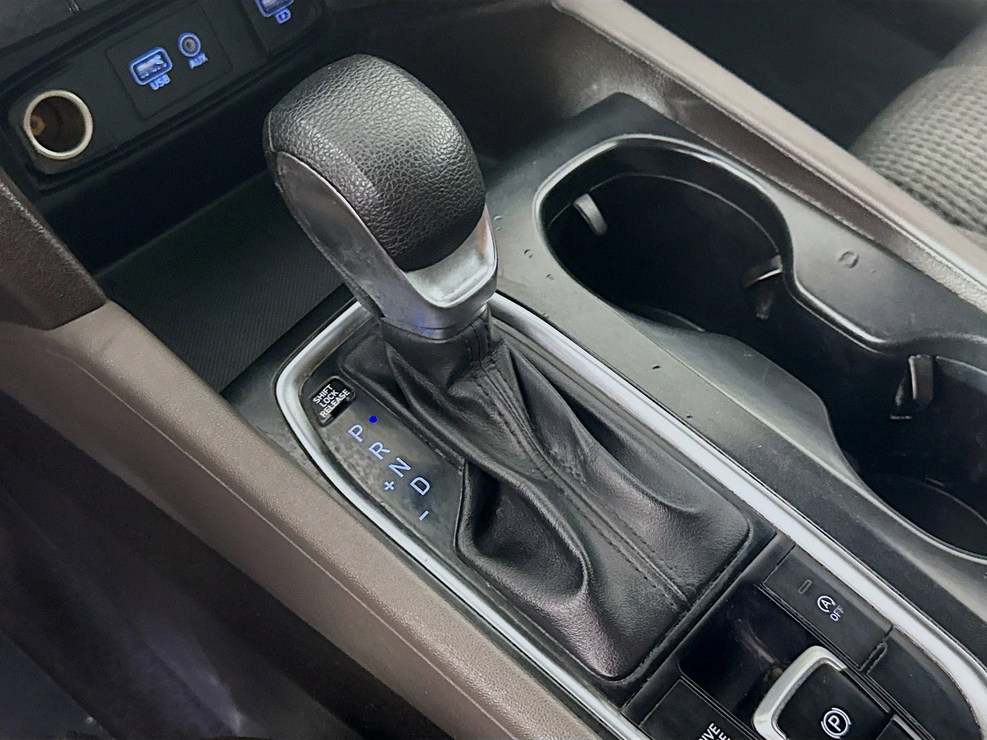 Used 2020 Portofino Gray Hyundai SEL image 16