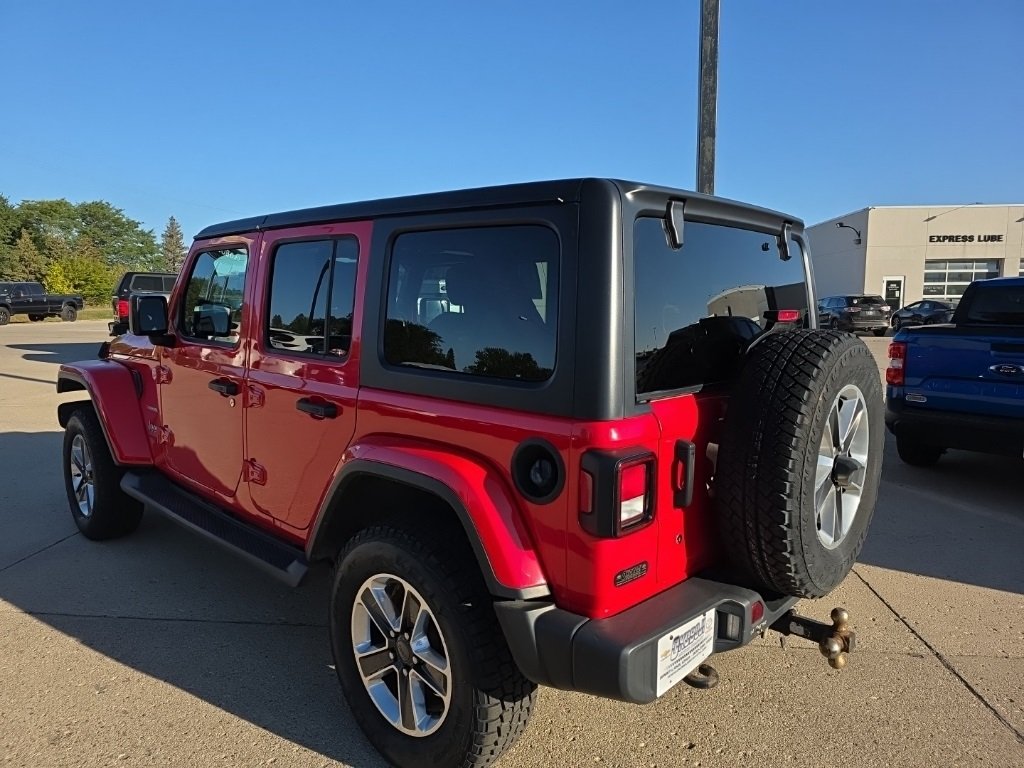 2018 Jeep Wrangler Unlimited Sahara photo 2