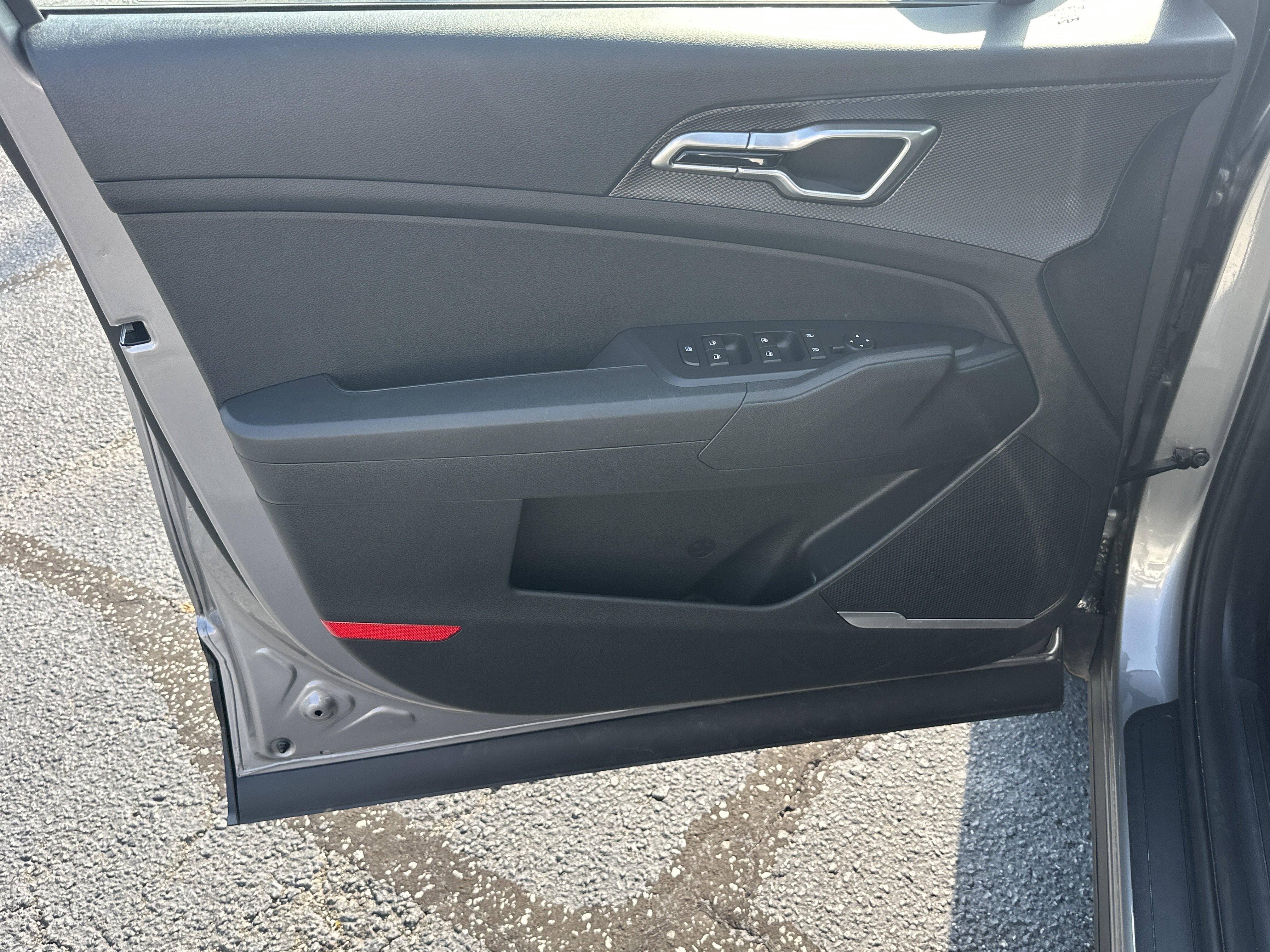 Used 2025 Steel Gray Kia LX image 11