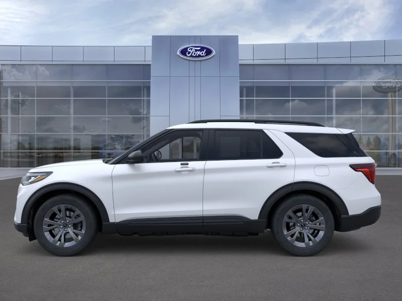New 2026 Star White Metallic Tri-Coat Ford Active image 3