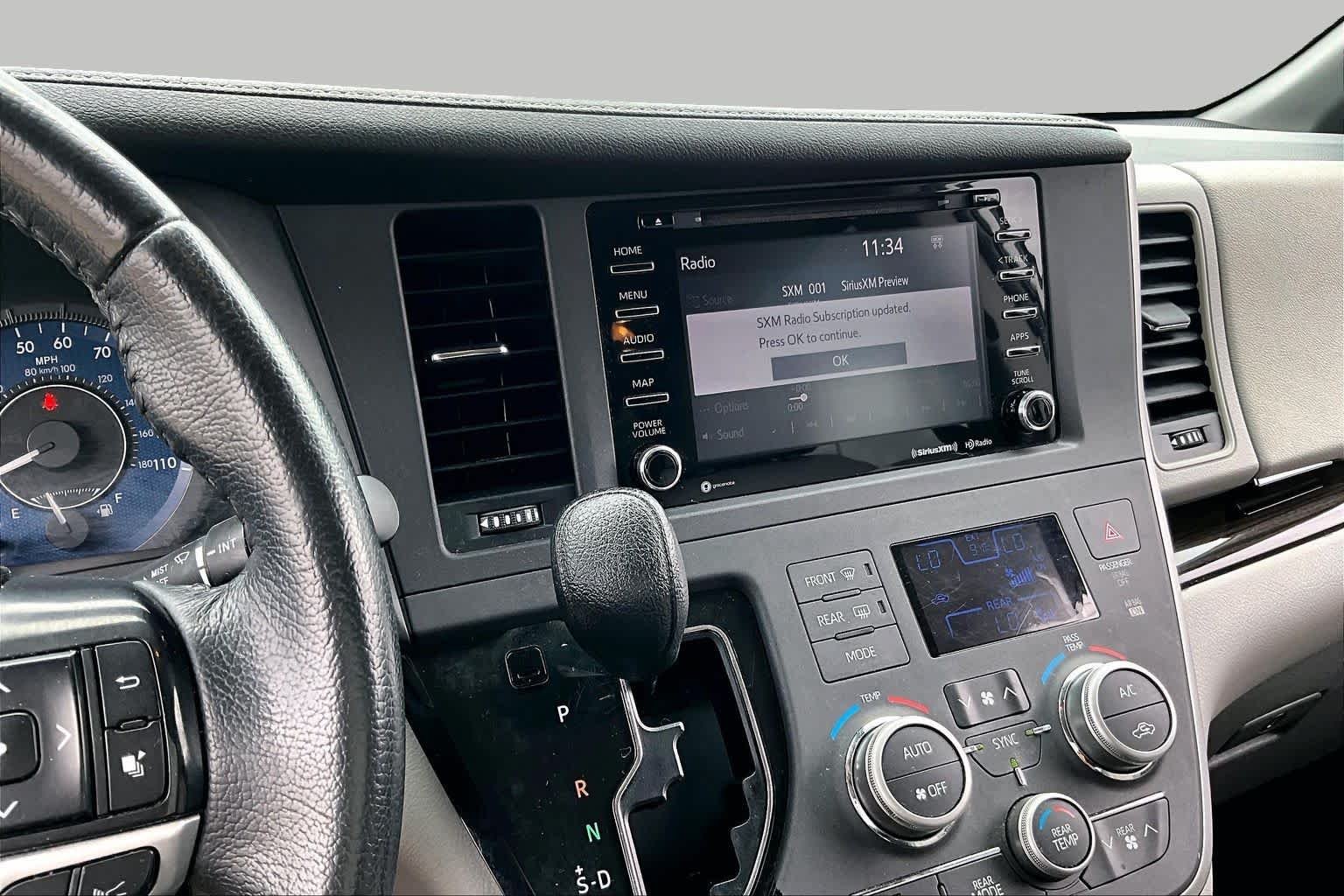 Used 2020 Blizzard Pearl Toyota XLE Premium image 6