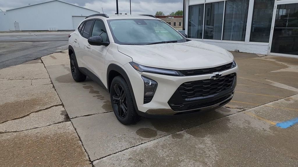 2026 Chevrolet Trax Activ - Photo 5