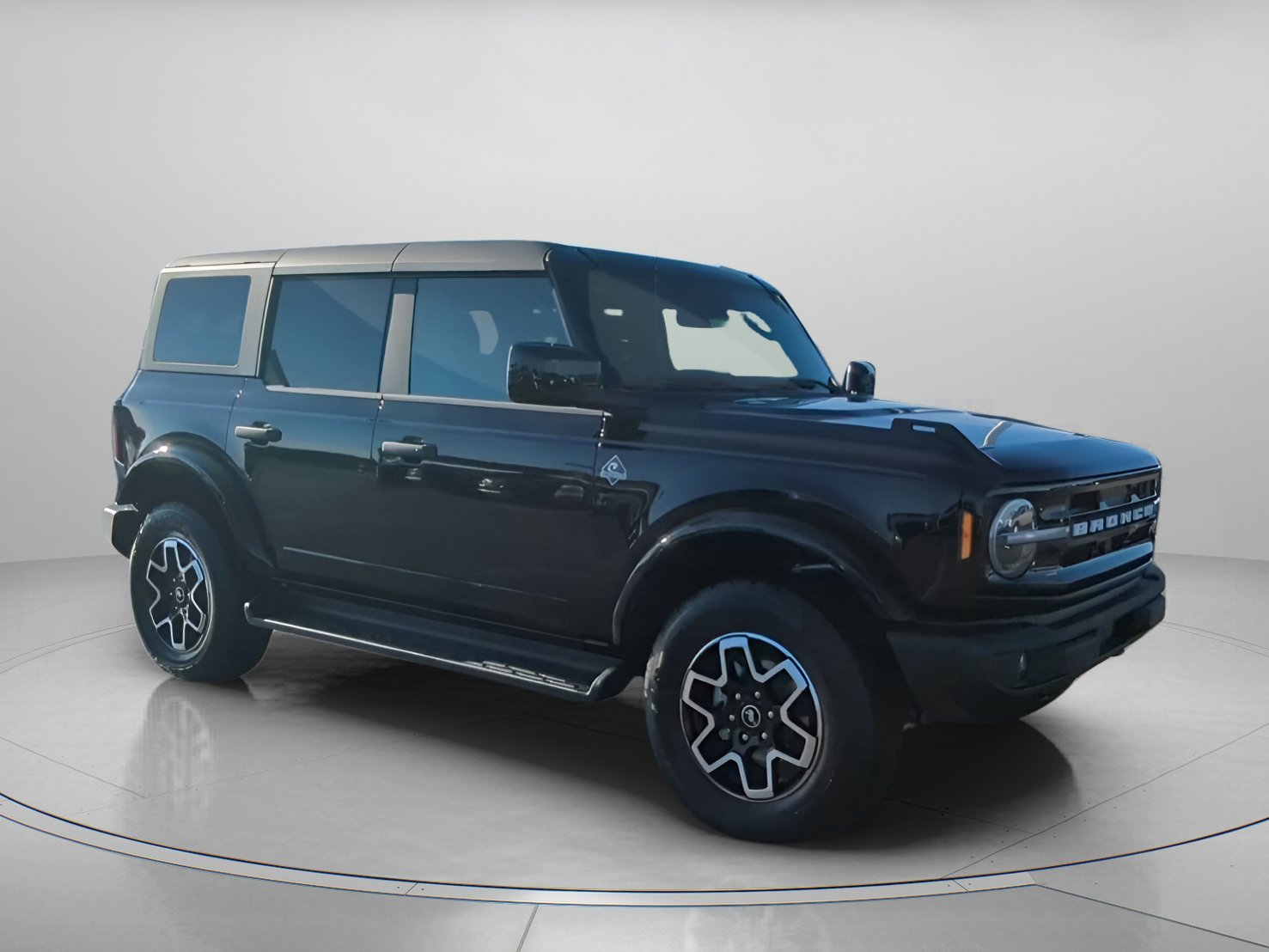 New 2026 Shadow Black Ford Outer Banks® image 33