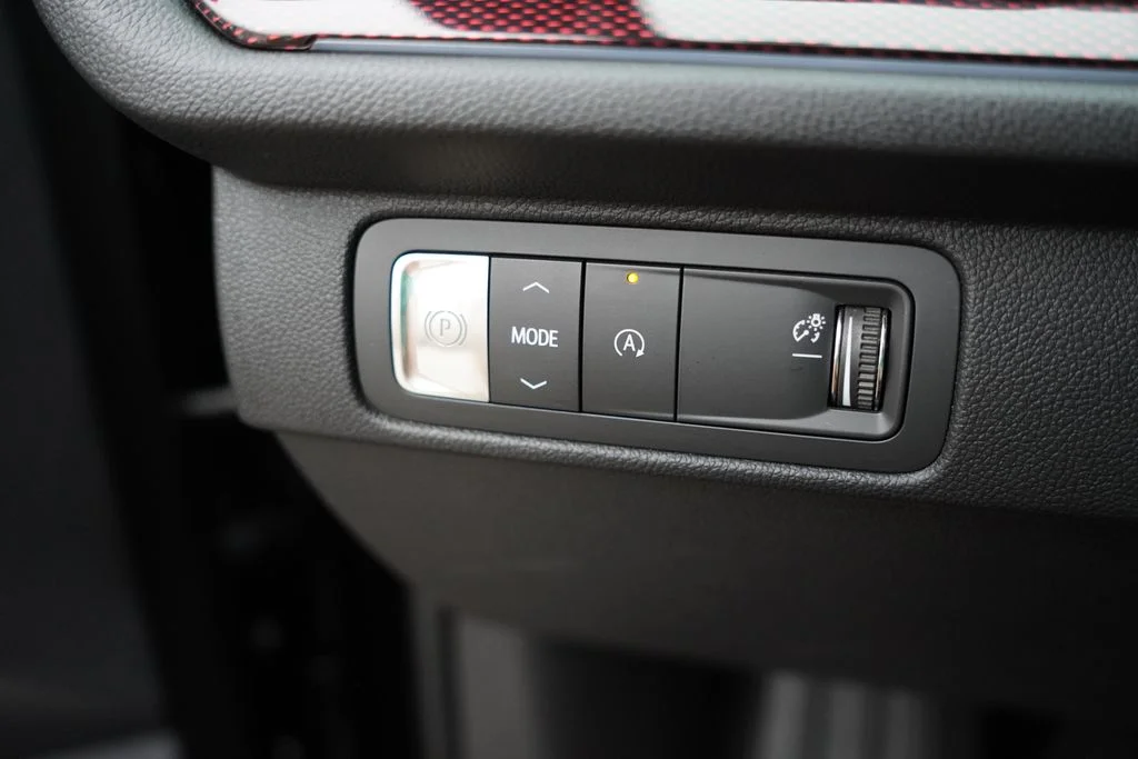 Used 2024 Mosaic Black Metallic Chevrolet RS image 29