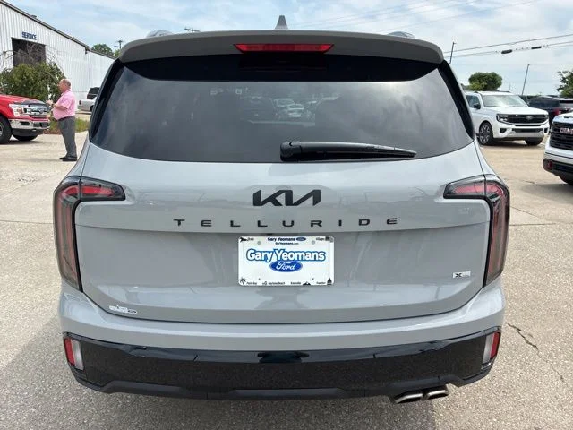 Certified Used 2025 Wolf Gray Kia EX X-Line image 7