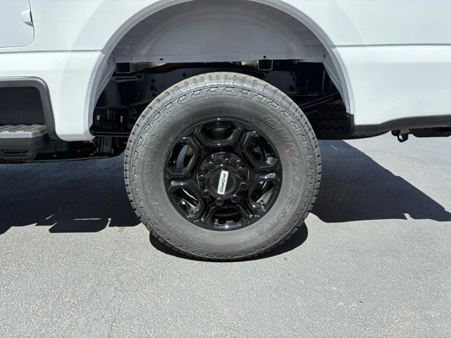 New 2026 Oxford White Ford XL image 17