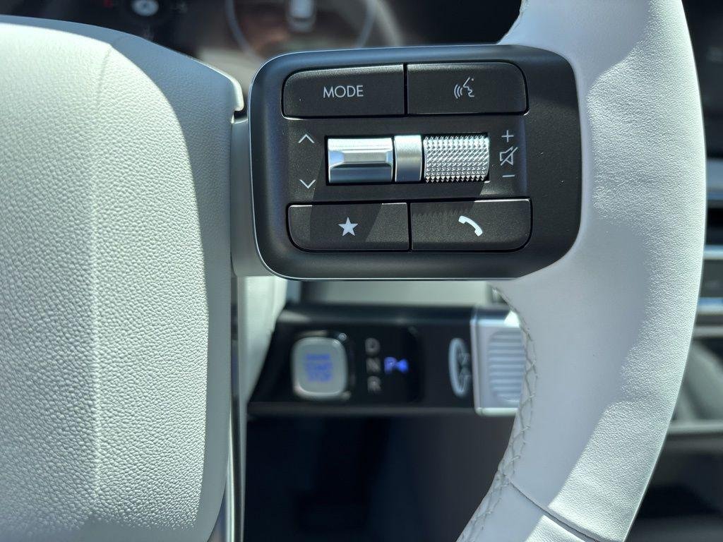 New 2026 Abyss Black Hyundai SEL 8P image 22