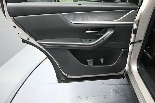 Used 2024 Silver Mazda 3.3 Turbo Premium image 19