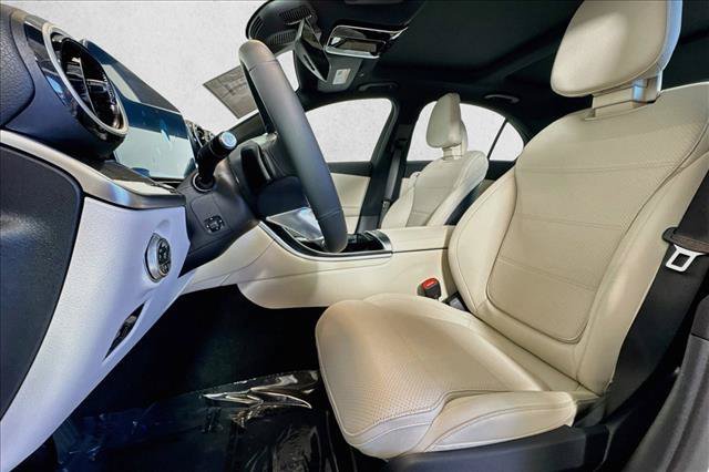 New 2026 Polar White Mercedes-Benz C 300 image 48