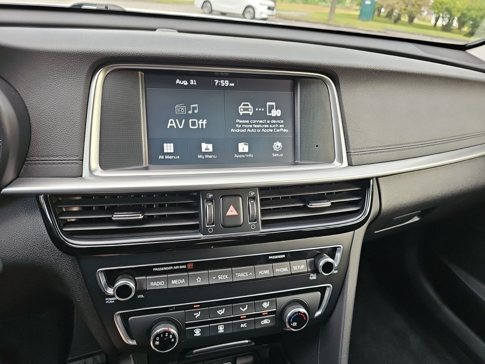 Used 2020 Sparkling Silver Kia LX image 19