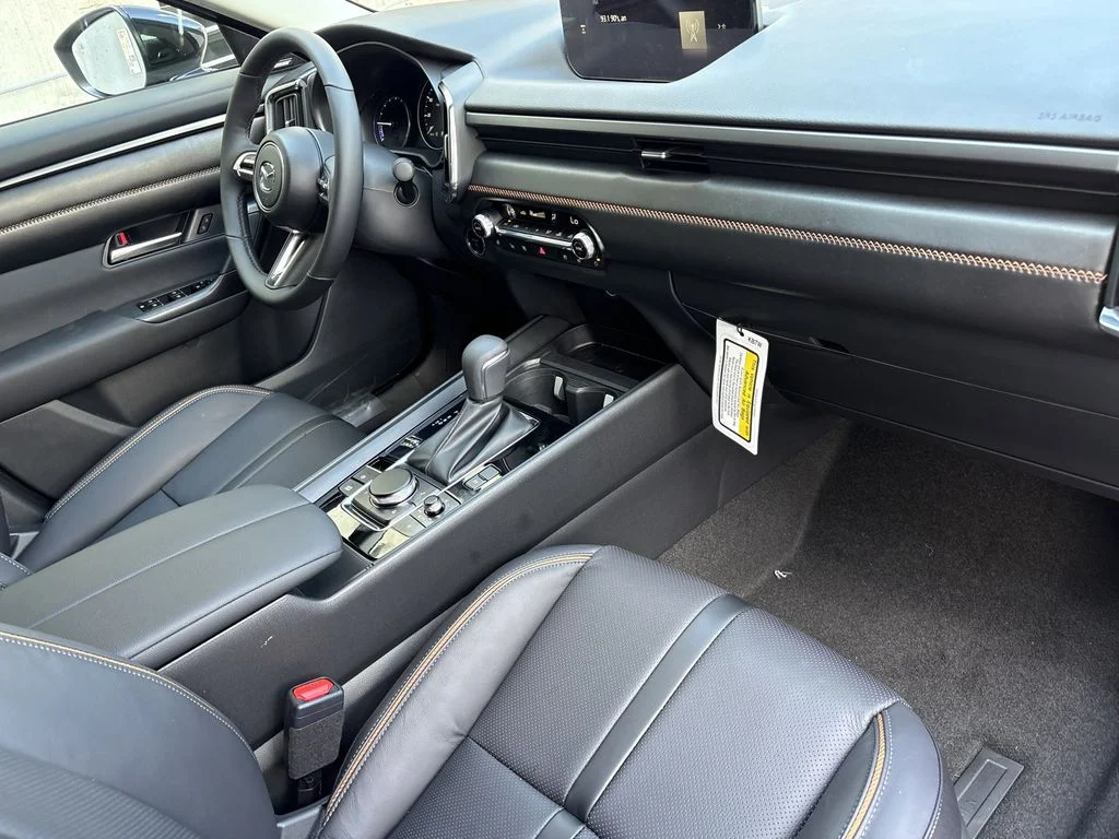 2026 Mazda CX-50 Premium Plus - Photo 9