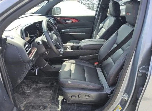 Used 2024 Gray Chevrolet Z71 image 7