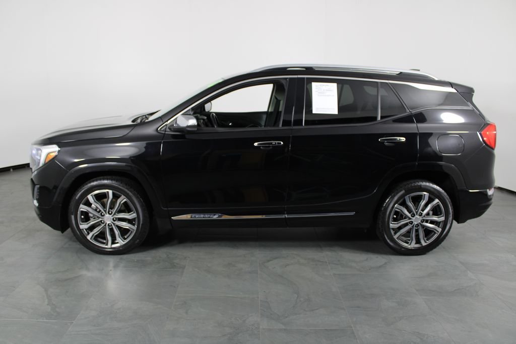 Used 2019 Black GMC Denali image 12