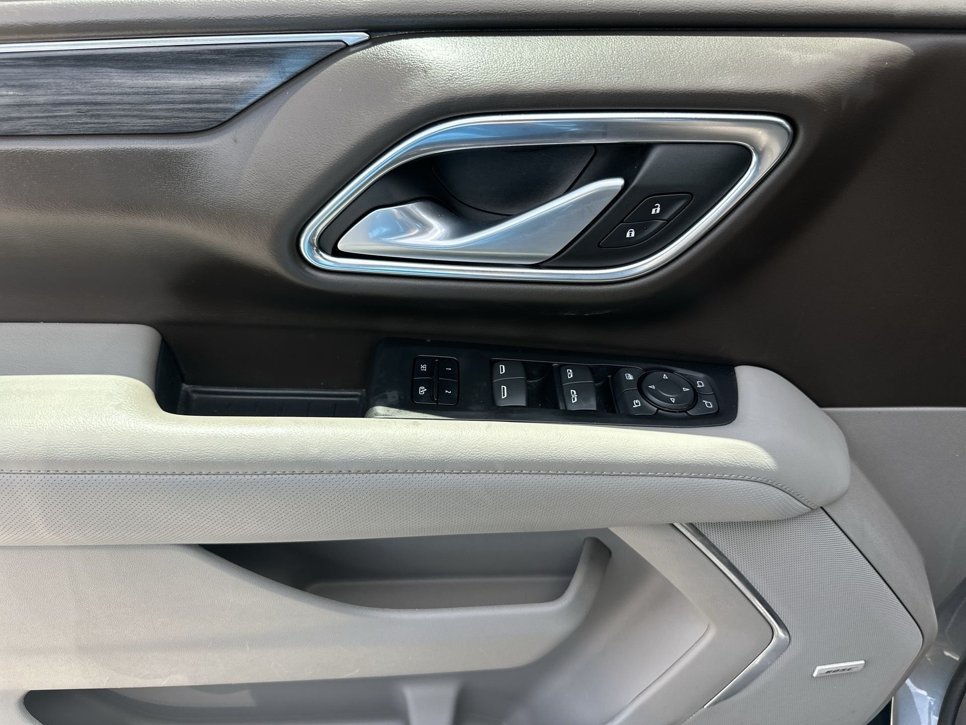 2022 GMC Yukon XL SLT - Photo 23