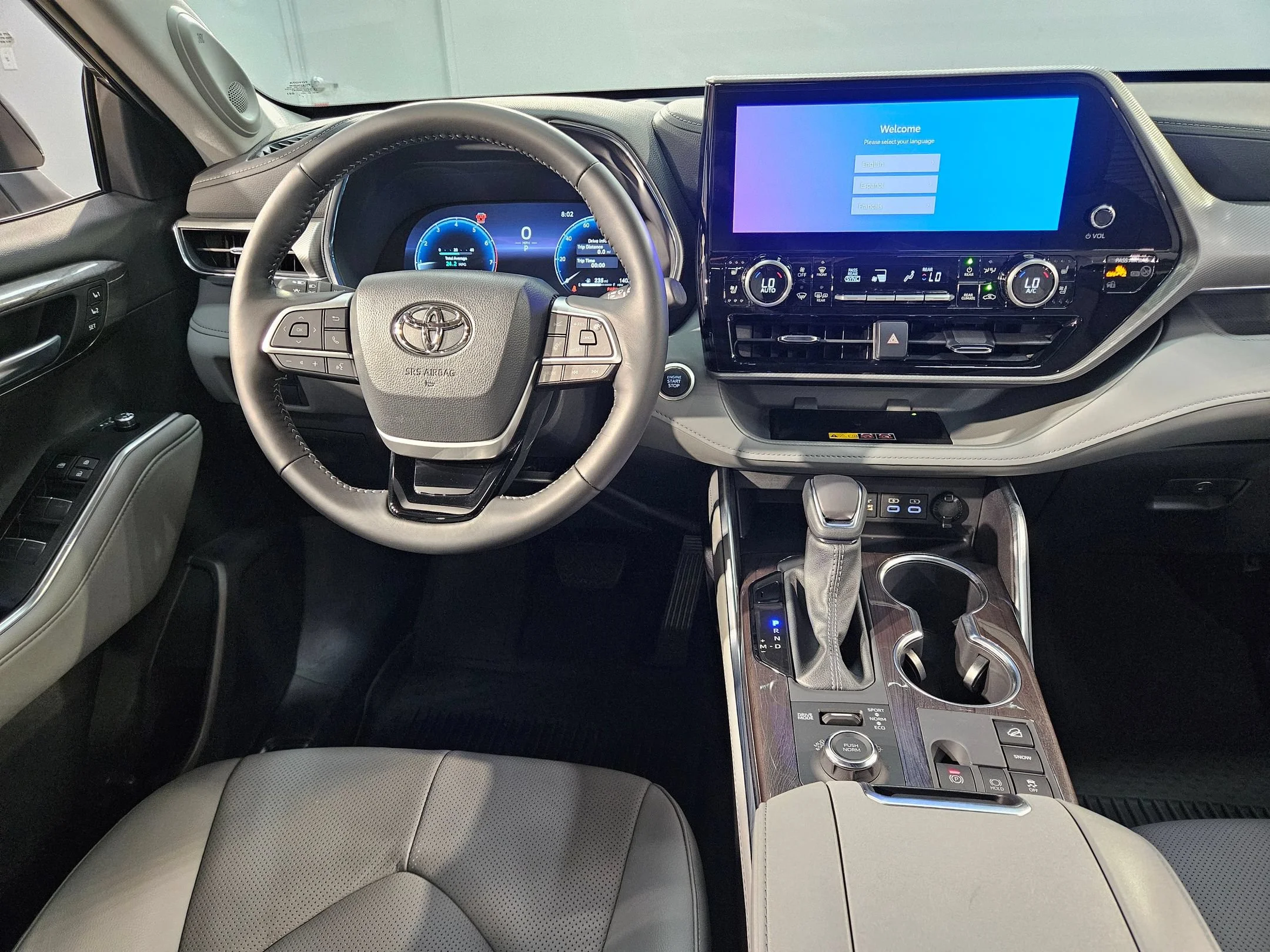 Certified Used 2025 Magnetic Gray Metallic Toyota Platinum image 9