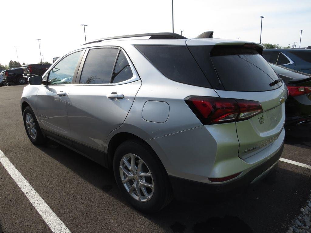 Used 2022 Silver Ice Metallic Chevrolet LT image 7