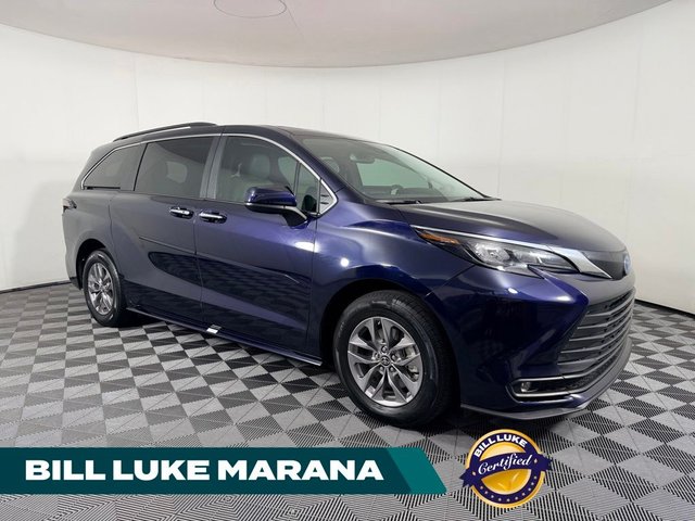 2025 Toyota Sienna XLE