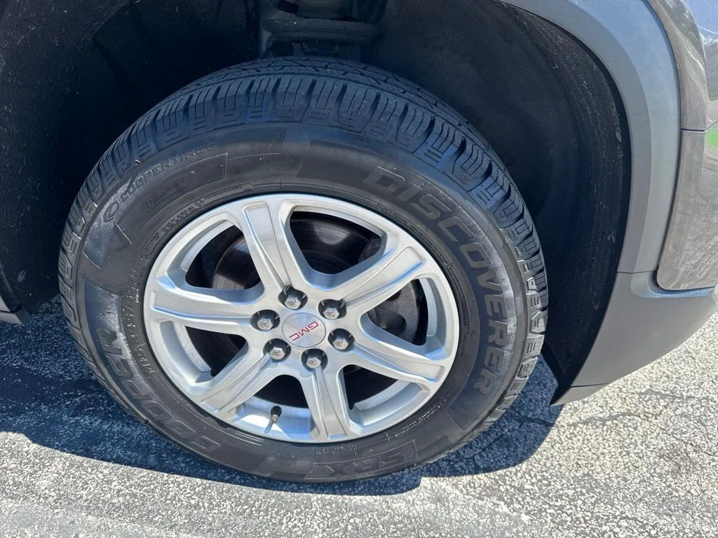 Used 2019 Gray GMC SLE-1 image 50