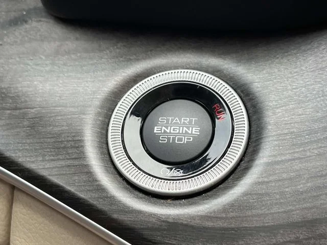 Used 2021 White Jeep Limited image 35