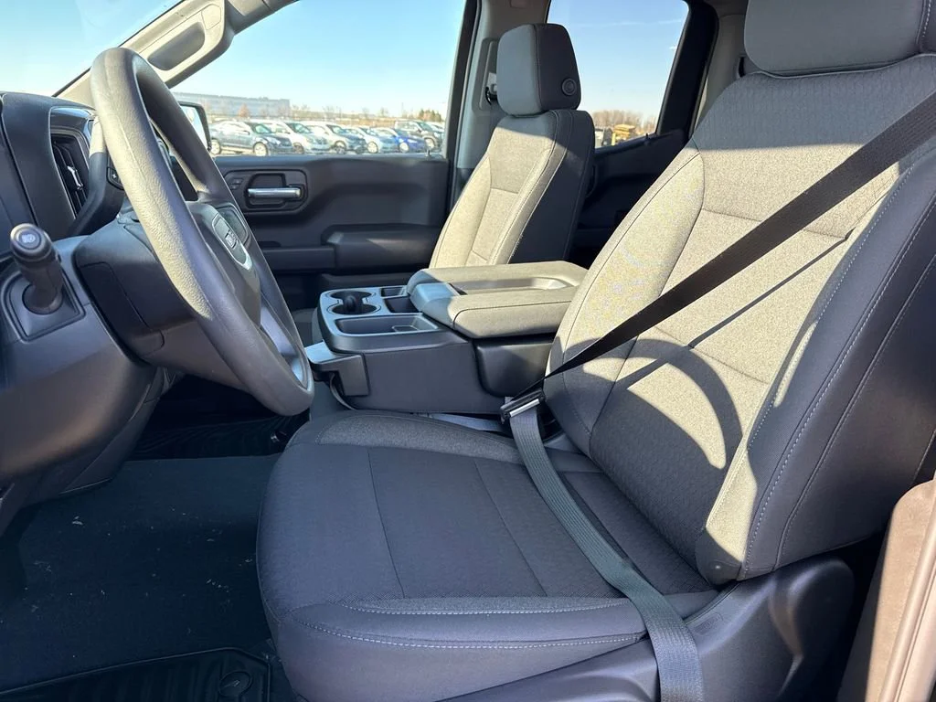 New 2026 Onyx Black GMC Pro image 16