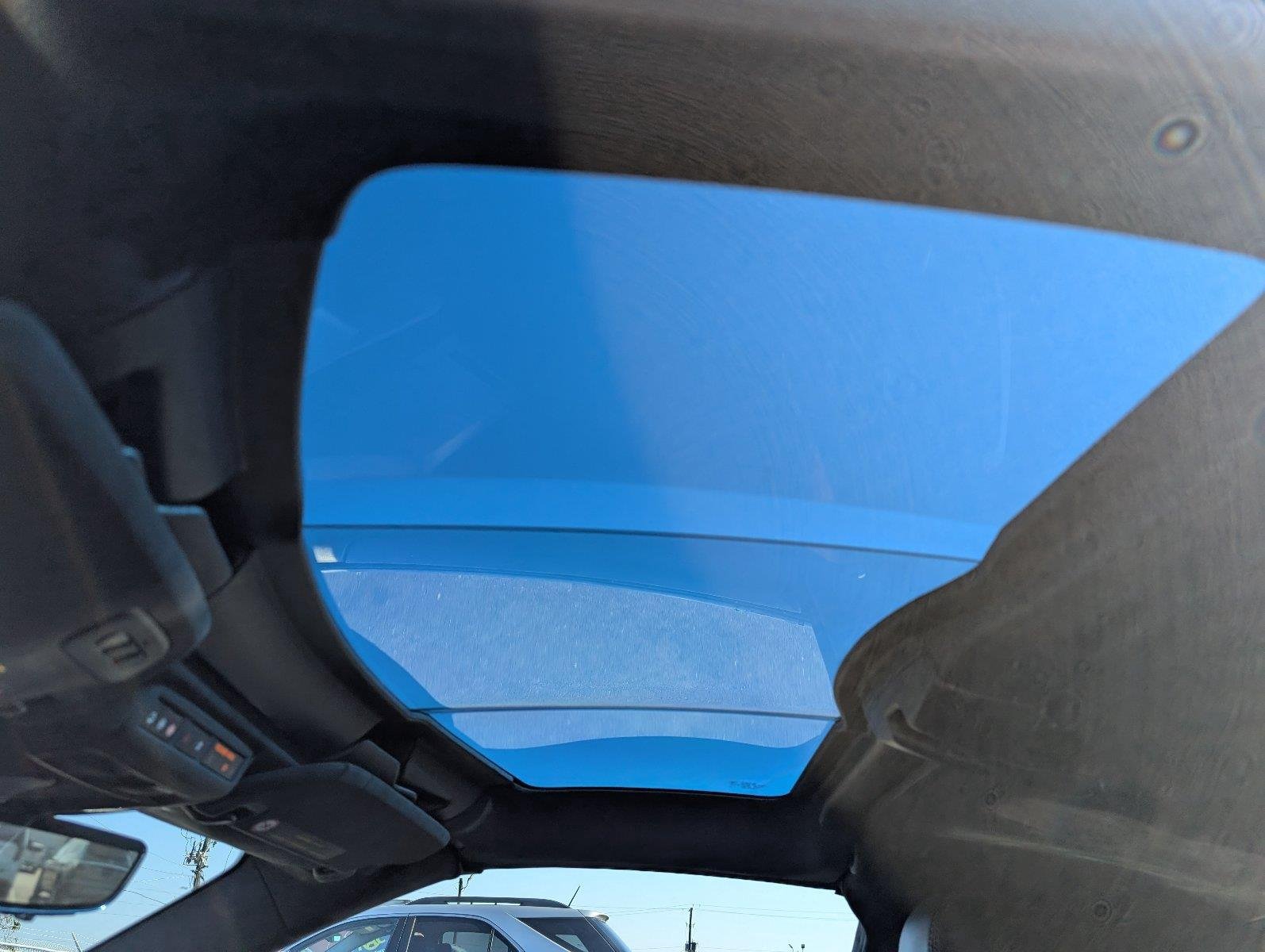 Used 2020 BLACK Chevrolet 3LT image 22