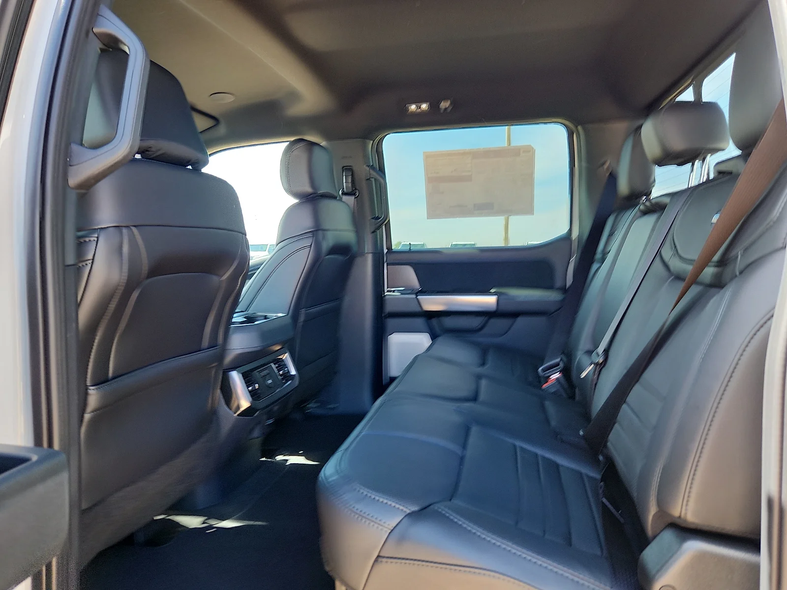 New 2026 Star White Metallic Tri-Coat Ford F-250® Platinum® image 18