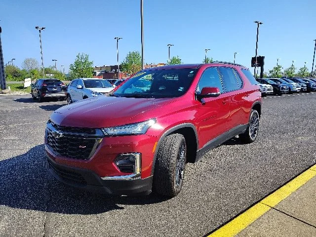 Used 2023 Red Chevrolet RS image 40