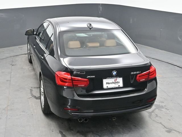 Used 2016 Black BMW 328i xDrive image 32