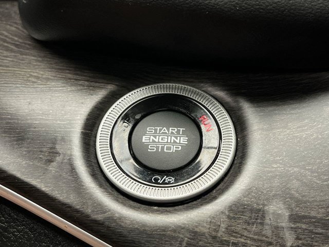 Used 2023 Baltic Gray Metallic Clearcoat Jeep 4X4 image 22