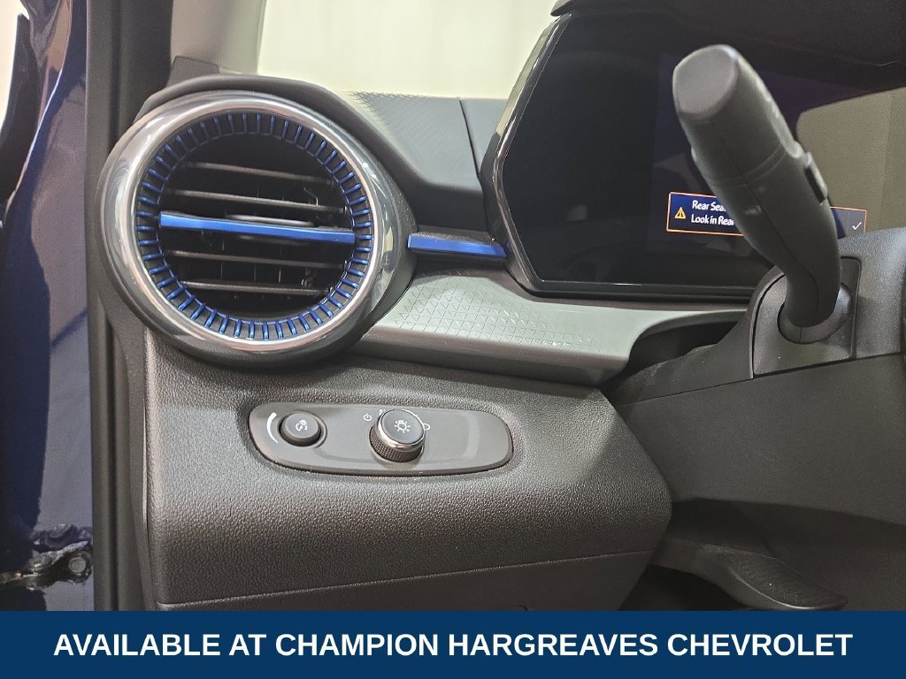2024 Chevrolet Trax LT - Photo 23