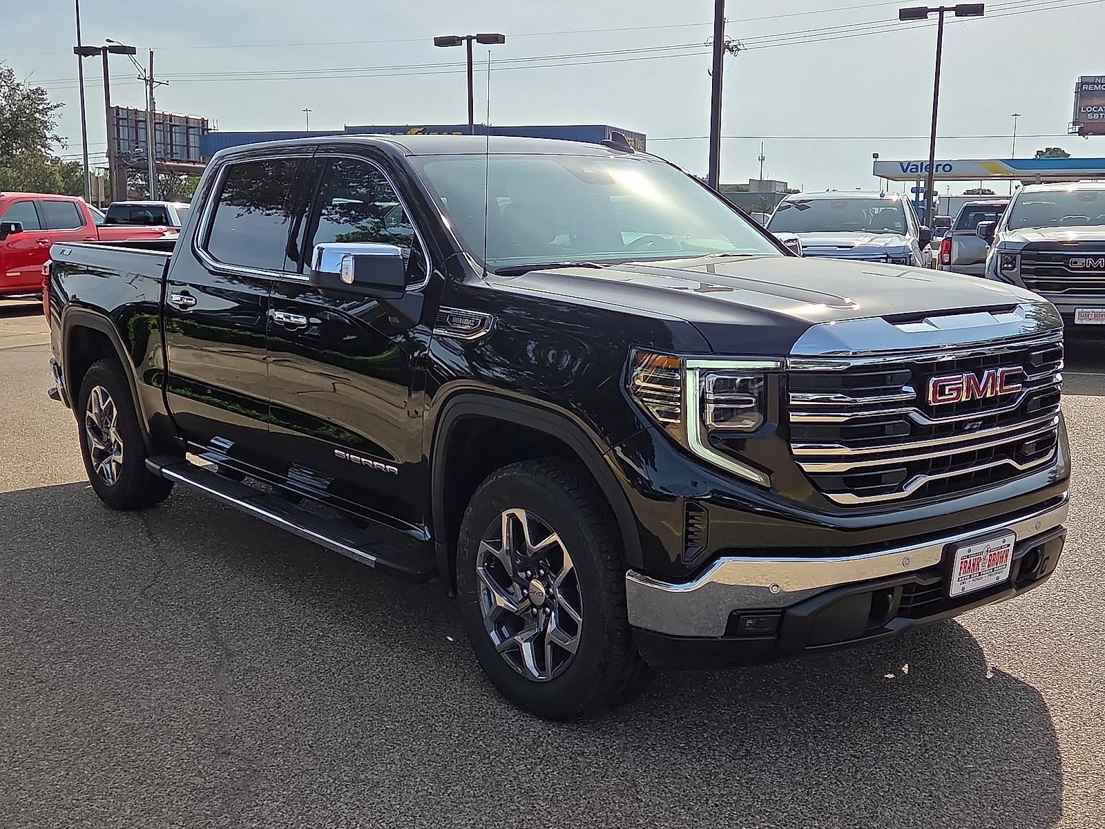 New 2026 Onyx Black GMC SLT image 5