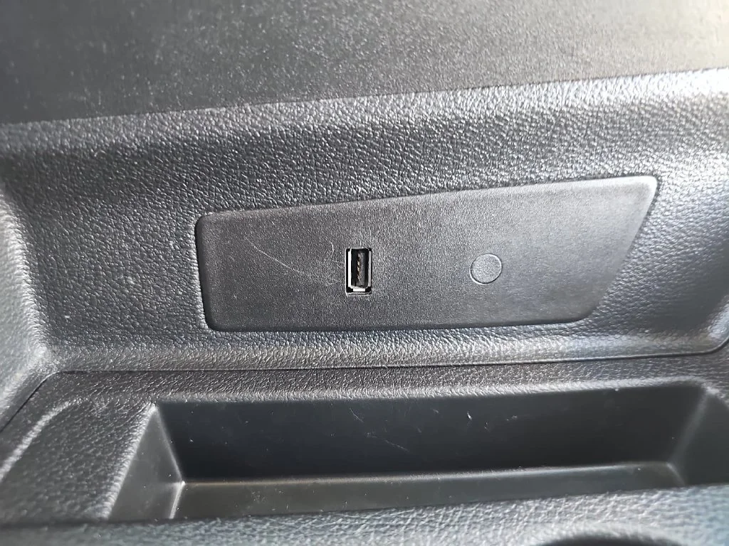 Used 2018 White Ford Base image 24
