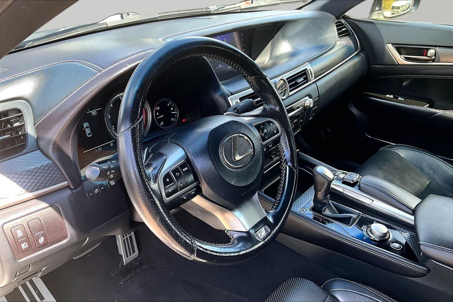 Used 2016 Ultra White Lexus F Sport image 18