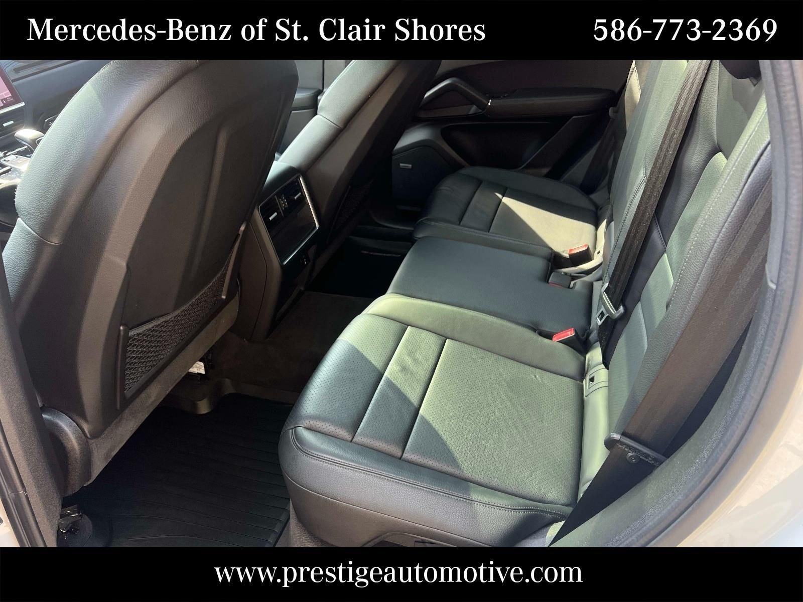 Used 2021 White Porsche Base image 15