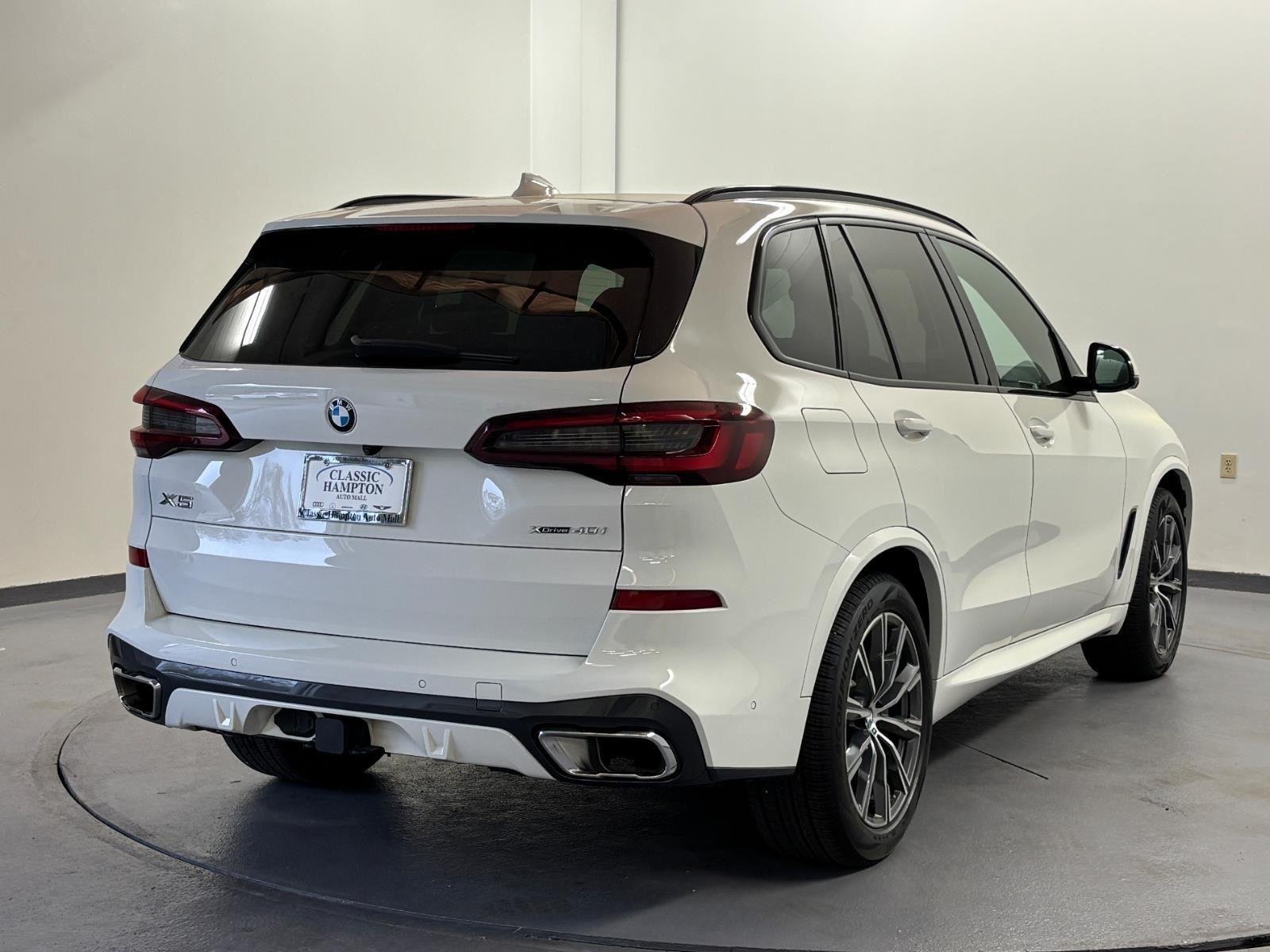 Used 2023 Alpine White BMW xDrive40i image 13