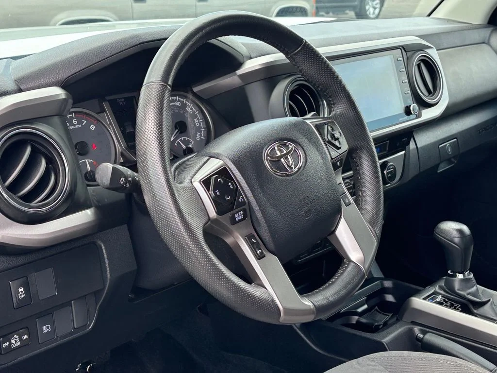 Used 2023 White Toyota SR5 image 9