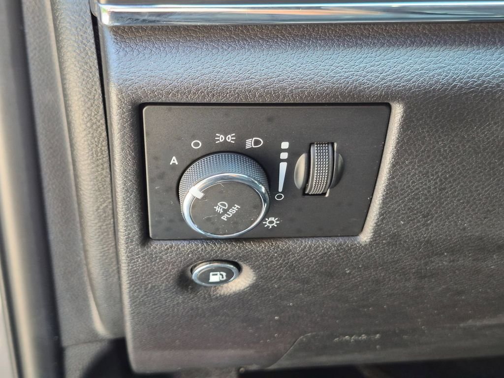 Used 2021 Gray Jeep Limited image 16