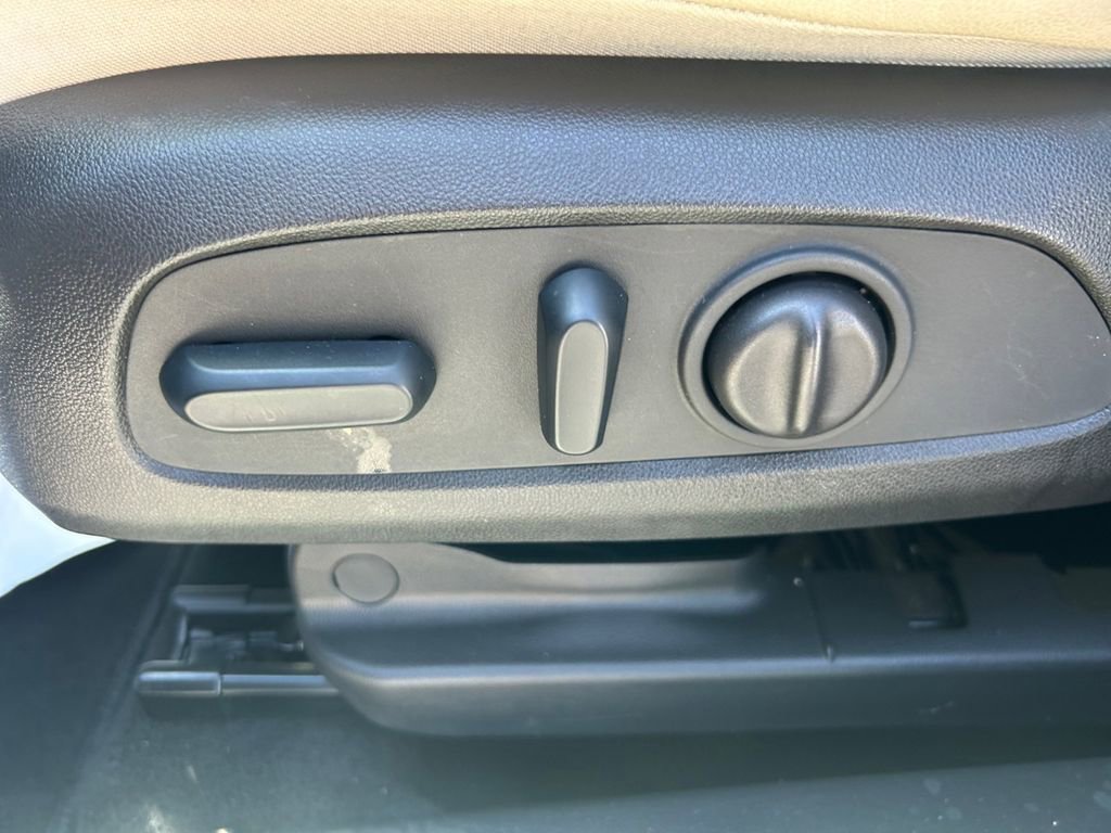 Used 2023 Summit White Buick Select image 28