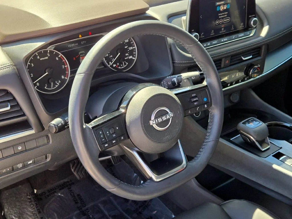 Certified Used 2023 White Nissan SV image 26