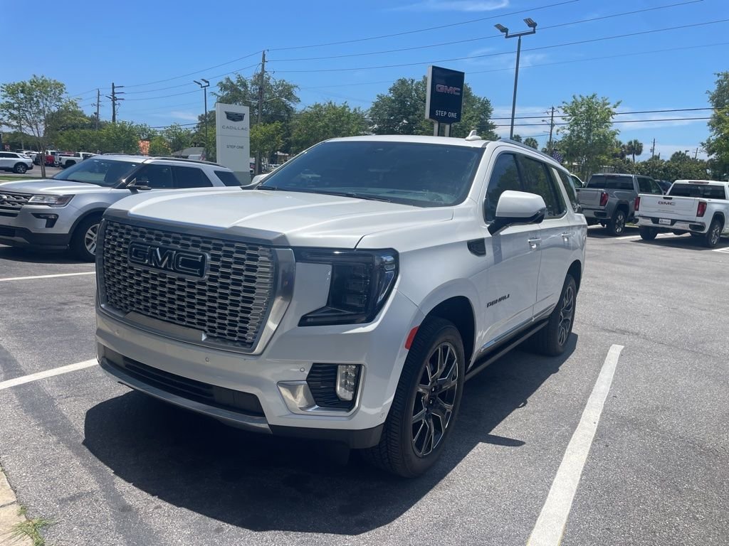 Used 2023 White GMC Denali image 1