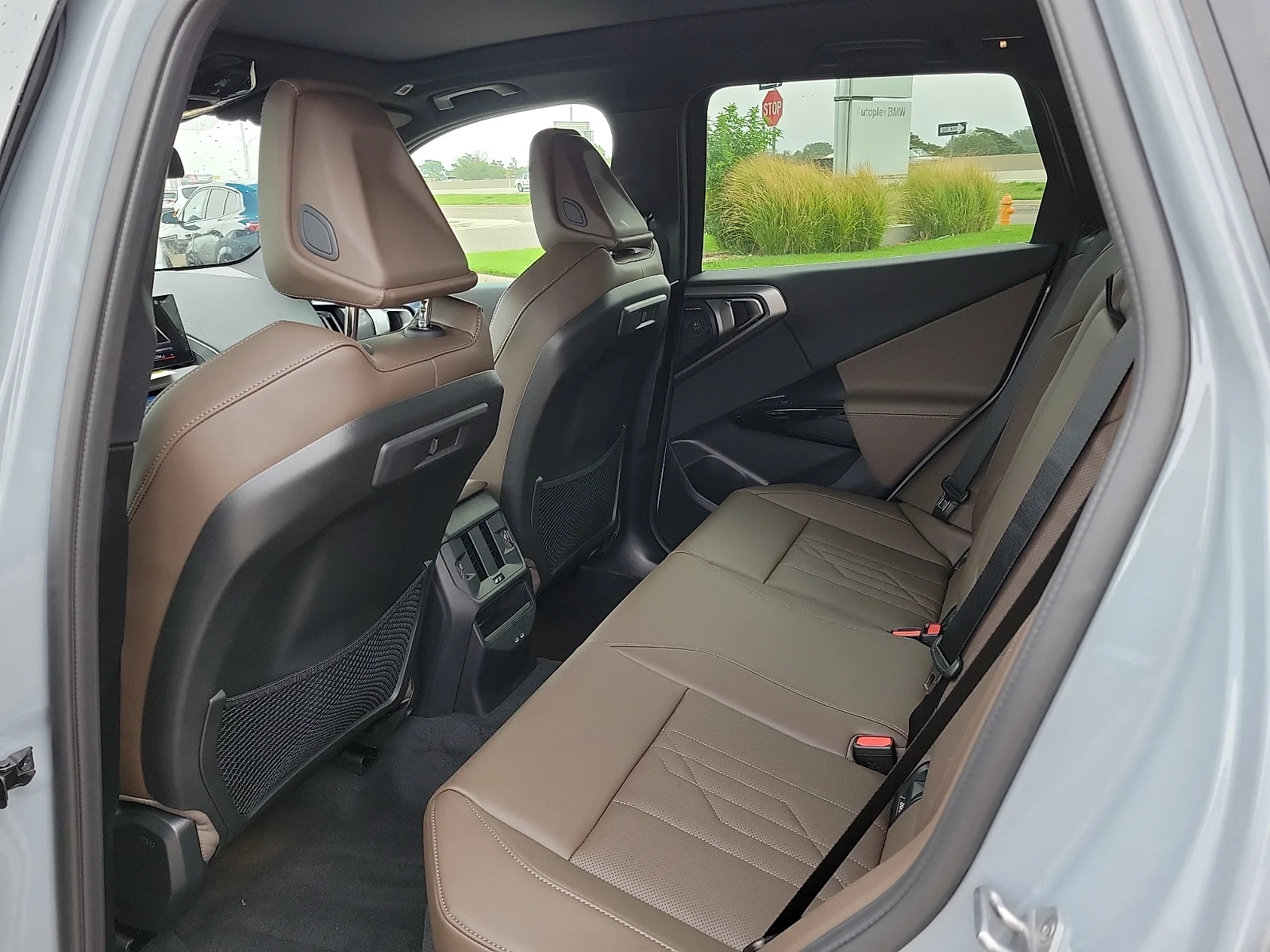 New 2026 Brooklyn Gray BMW 30 xDrive All-Wheel Drive Sports Activity Vehicle image 9