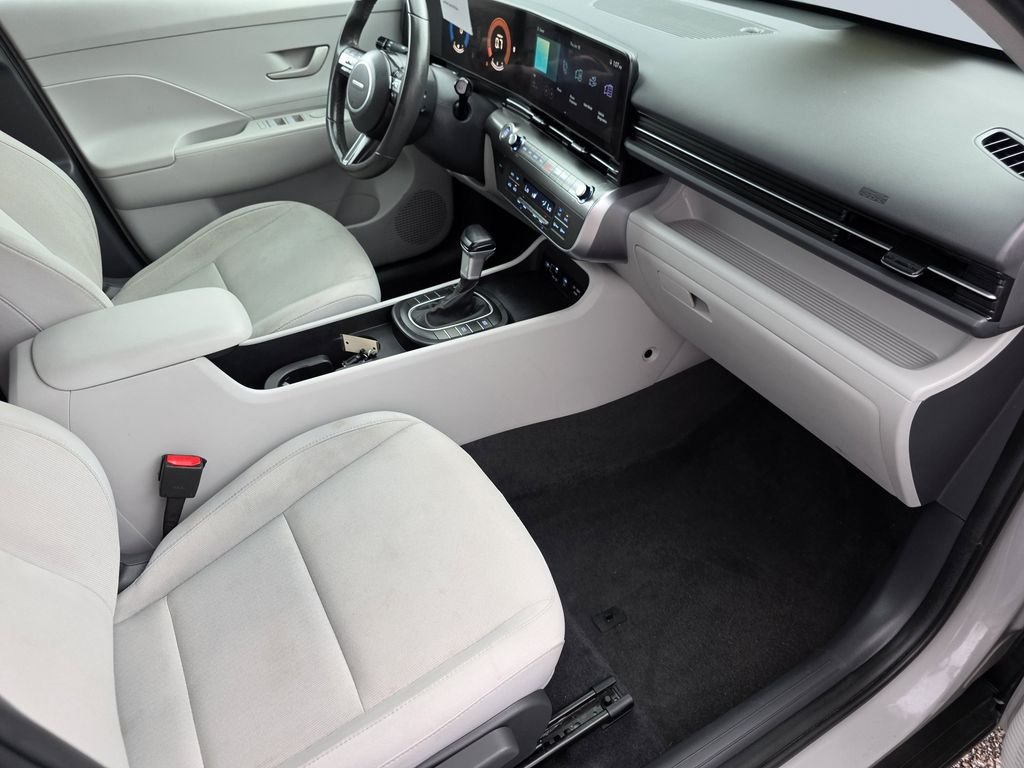 Used 2024 Cyber Gray Metallic Hyundai SEL image 19