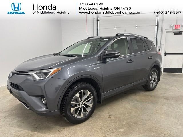 2017 Toyota RAV4 Hybrid XLE